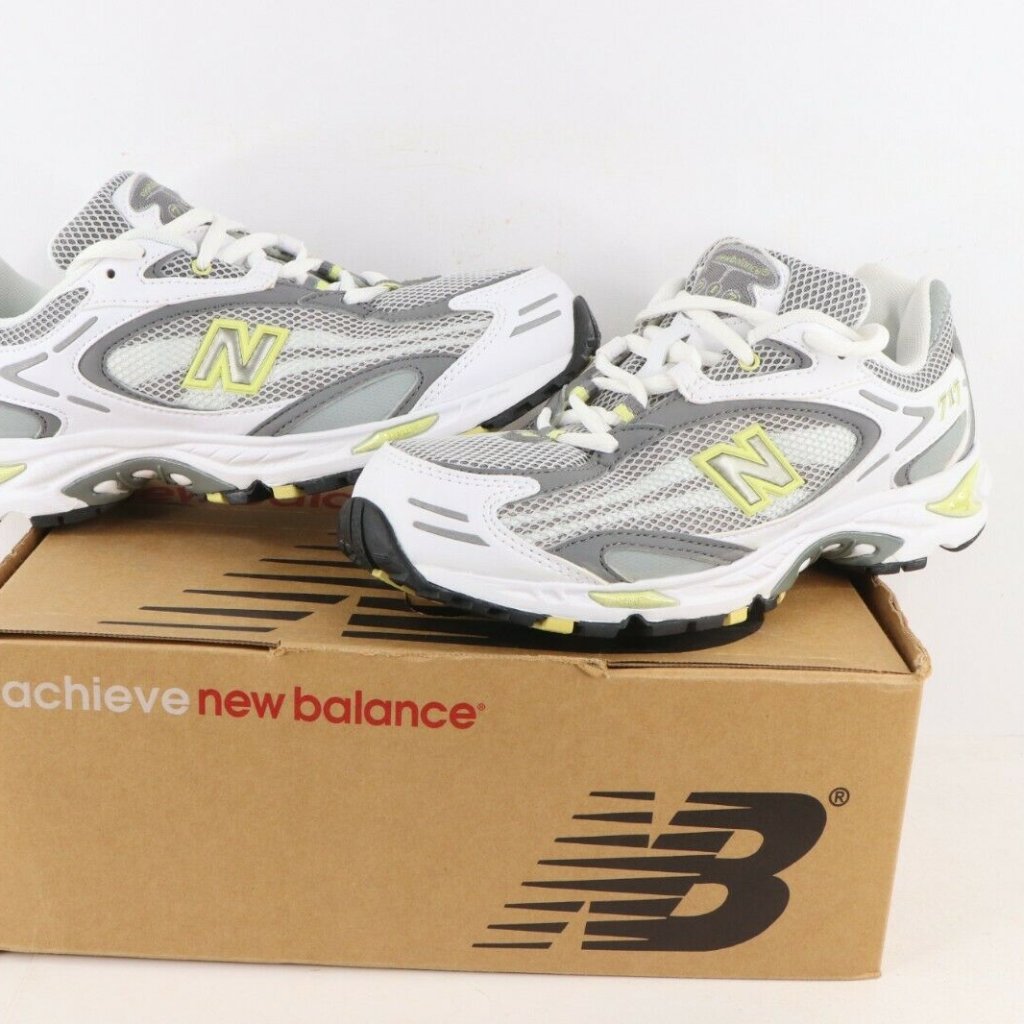 Nos Vintage New Balance 717 Jogging Running Shoes